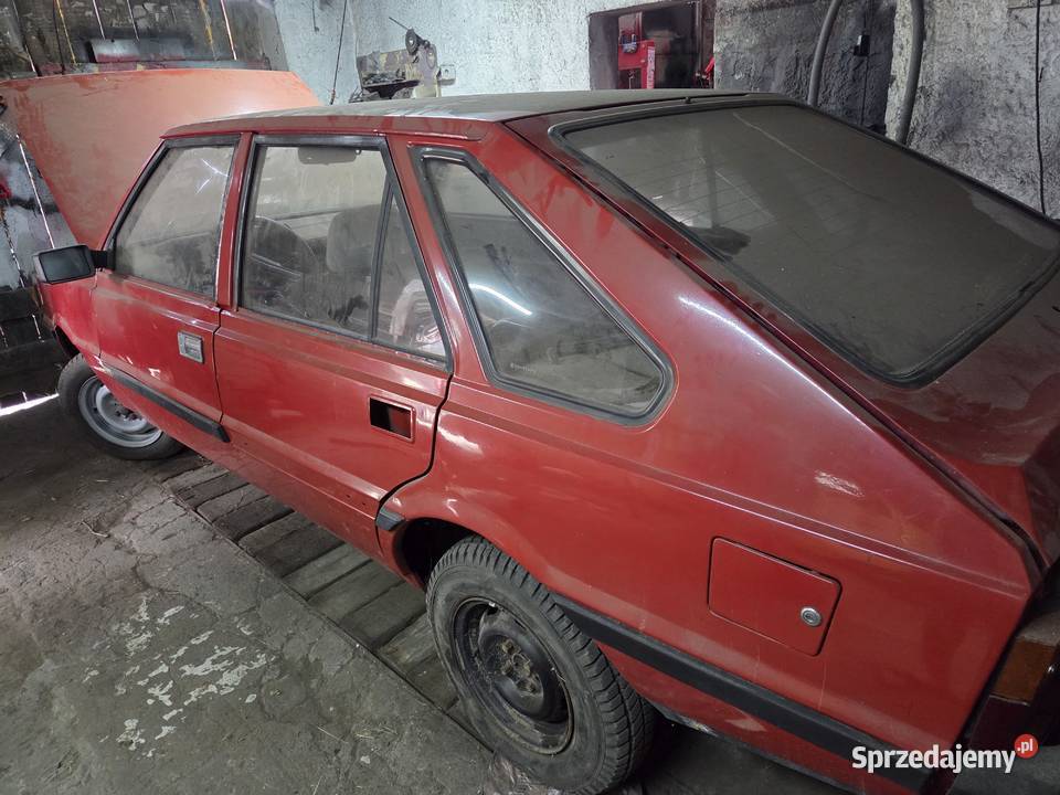 Polonez Borewicz do poskładania 1981 Rok produkcji 1981 Mława