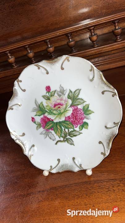 Talerz do powieszenia Róże Na białej porcelanie Gdańsk