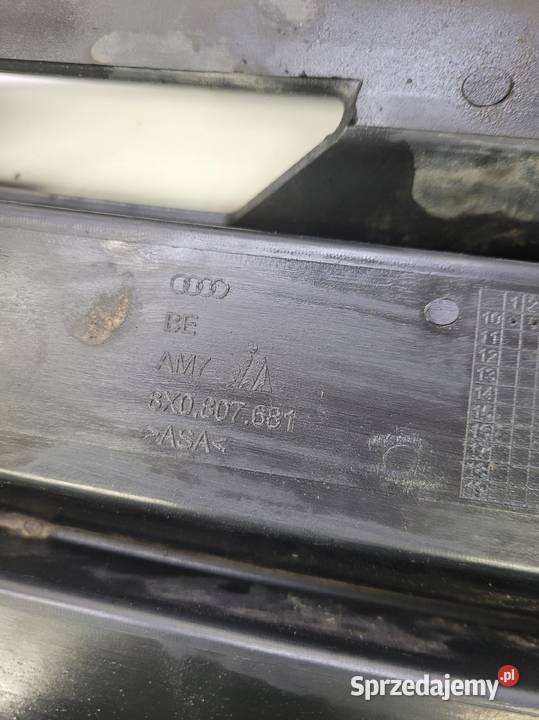 KRATKA ZDERZAKA LEWA AUDI A1 8X 8X0807681 śląskie Przystajń