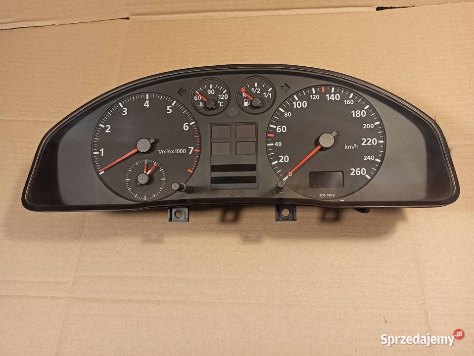 Audi A4 B5 licznik zegary 8D0919034B Bolesławiec