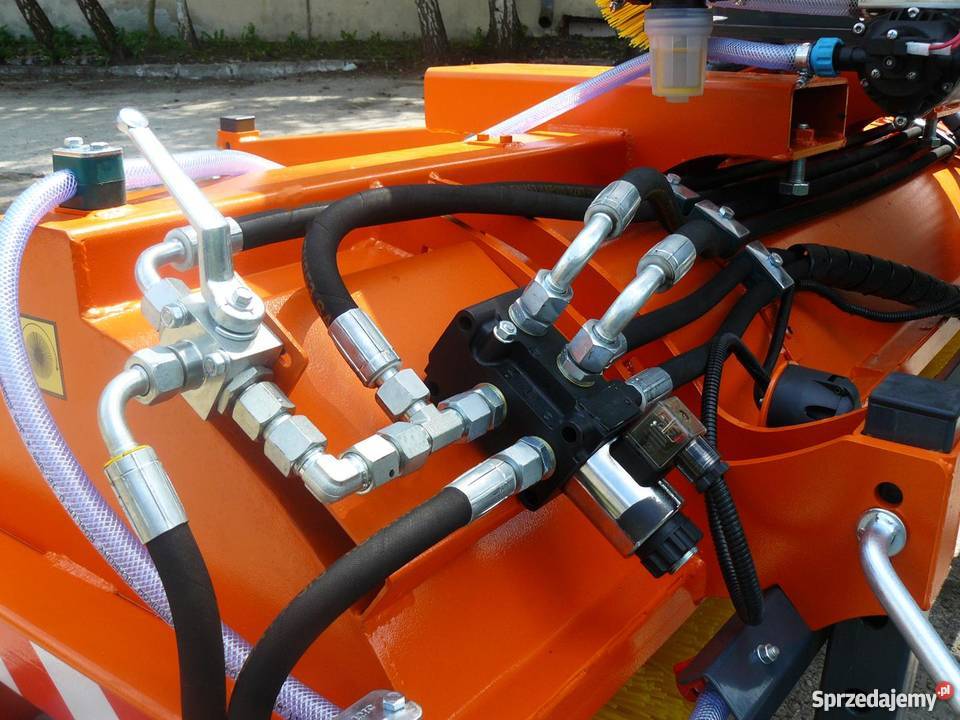 ZAMIATARKAODŚNIEŻARKA Z12M2 lubelskie