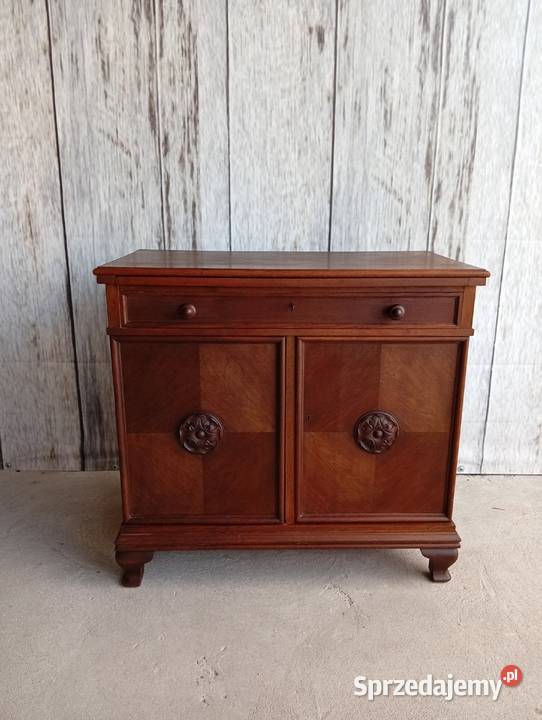 komoda z wysuwanym blatem roboczym 629 Byczyna