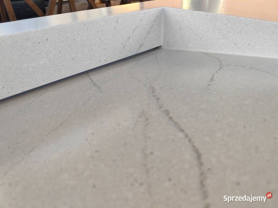 Umywalki na wymiar Corian HiMacs Grandex każdy