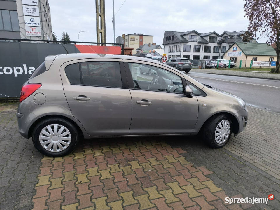 Opel Corsa 14i 16V 90 Klimatronic Tempomat D garażowany Łuków