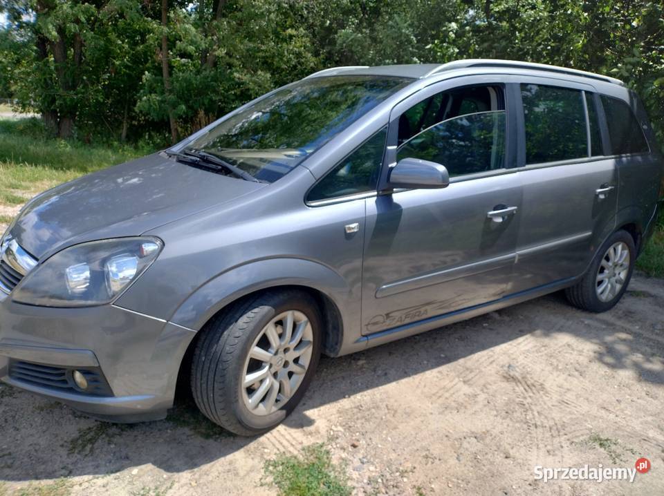 Opel Zafira B 16 benzyna 5500 zl bez negocjacji 305km świętokrzyskie Ostrowiec Świętokrzyski