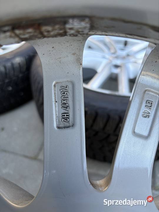 Felgi R17 i opony 22545R17 5x112 Igołomia