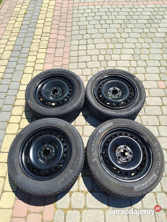 4 felgi Ford z czujnikami z oponami