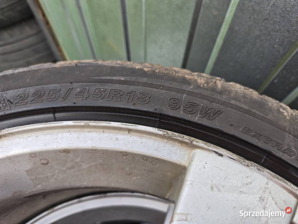 Felgi 5x100 18 z oponami wielosezonowymi Łeba