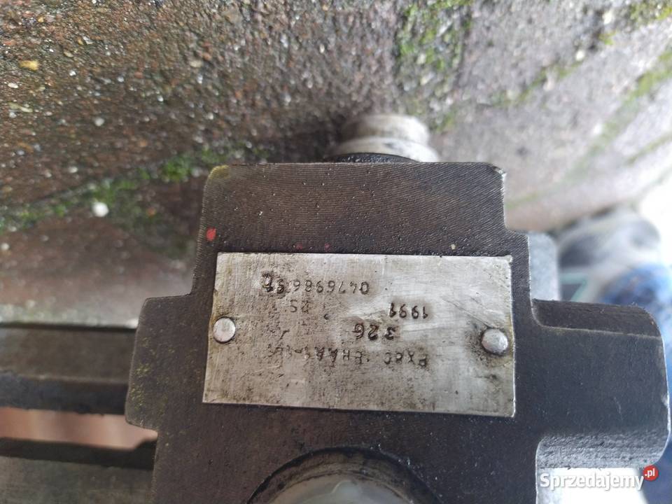 Rozdzielacz hydrauliczny DV 1792 35t maszt widły Żary