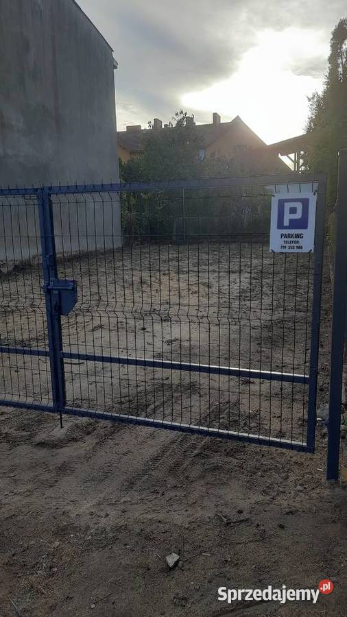 Parking miejsce parkingowe osiedle Stawki 11 Ostrowiec Świętokrzyski sprzedam