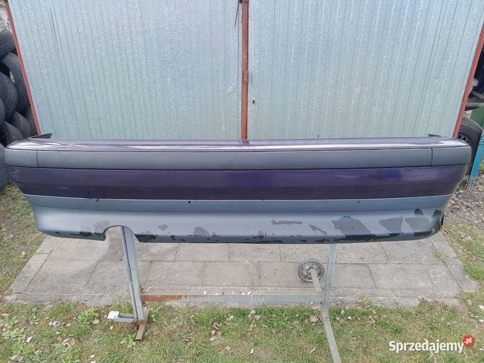 BMW E36 compact Zderzak tylny Zderzaki Motoryzacja łódzkie
