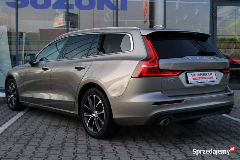 Volvo V60 2019r LED BLIS ACC Hak Panorama VAT23 126389km Bielsko-Biała