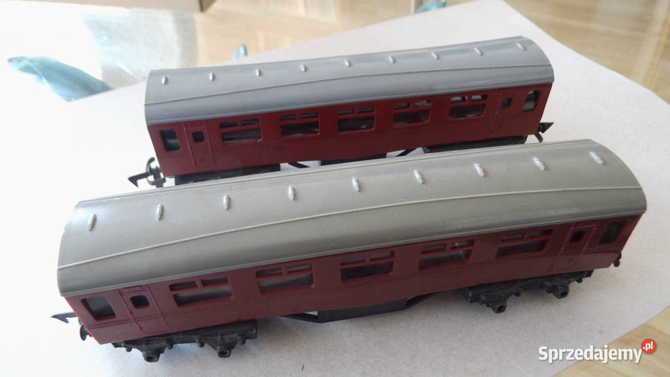 TriangHornby R320 Main Line Brake 2 sztuki Skala Radzewice sprzedam