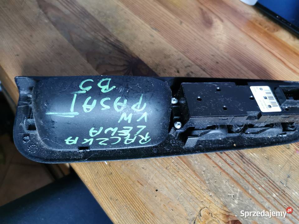 Rączka lewa panel szyb VW Passat B5FL 1J4959857B panele sterowania, przełączniki Margonin