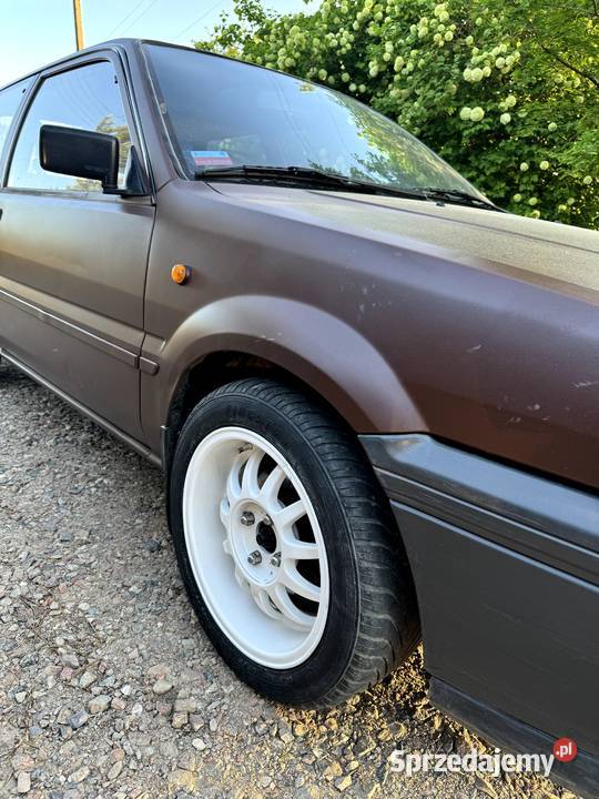 Nissan Sunny N13 17D manualna Cempkowo