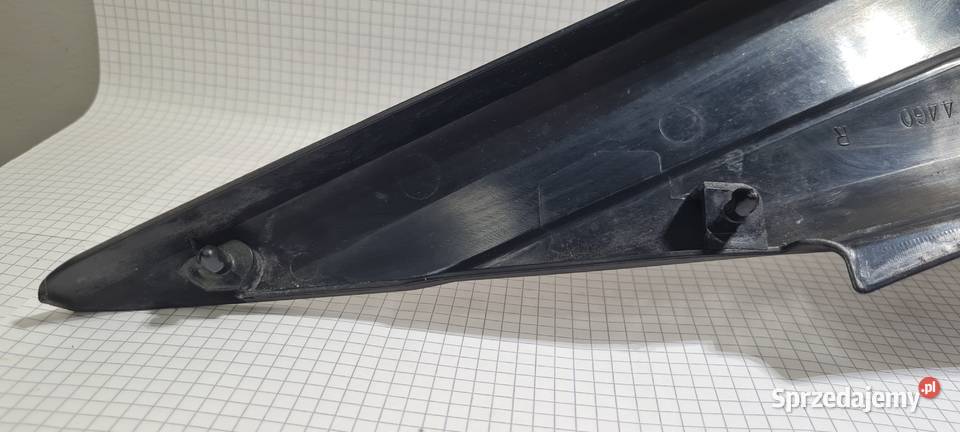 Suzuki GSR 600 wypełnienie prawe plastik OEM mazowieckie Warszawa sprzedam