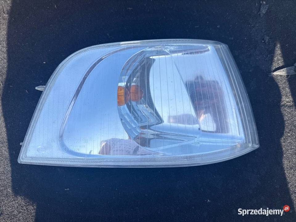 Kierunkowskaz lewy Volvo V40 S40 Ostrów Wielkopolski
