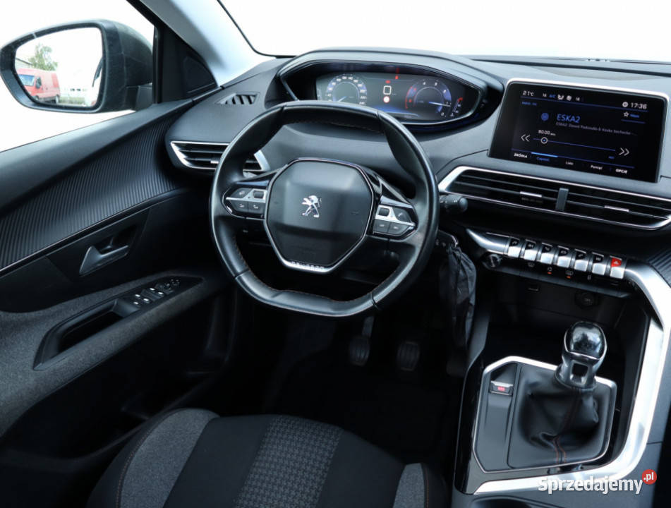 Peugeot 5008 20 BlueHDi gniazdo USB