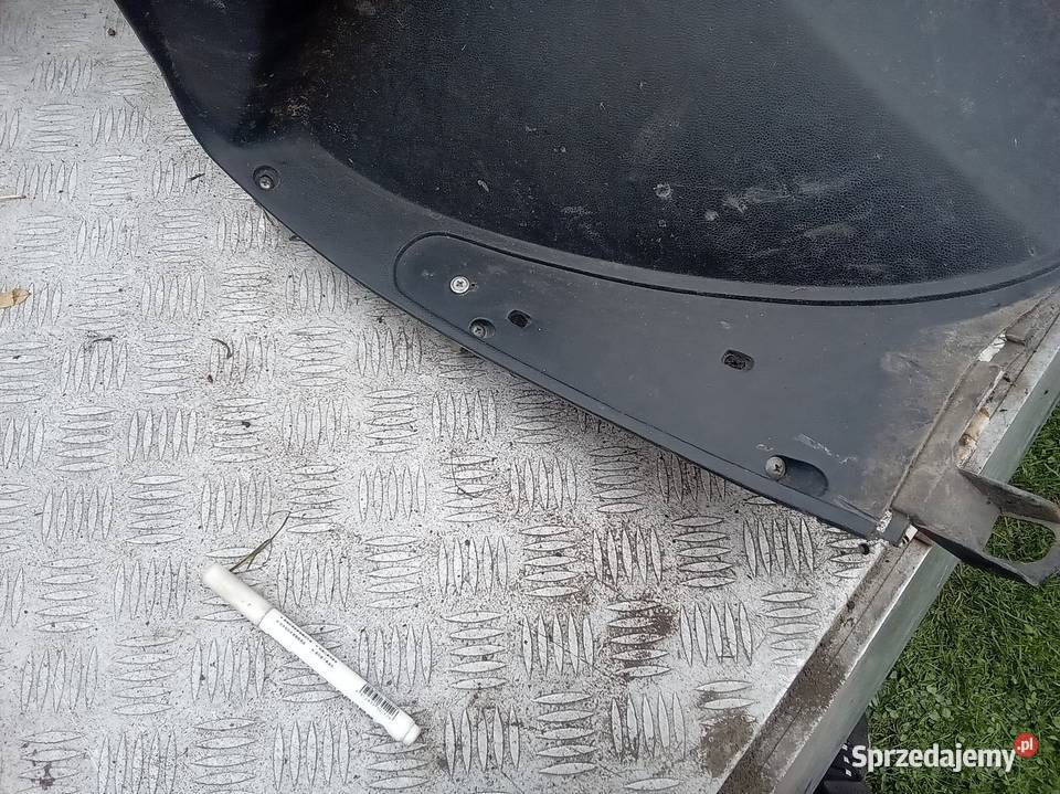 Plastik osłony kolan suter QT4 Quantum Zipp