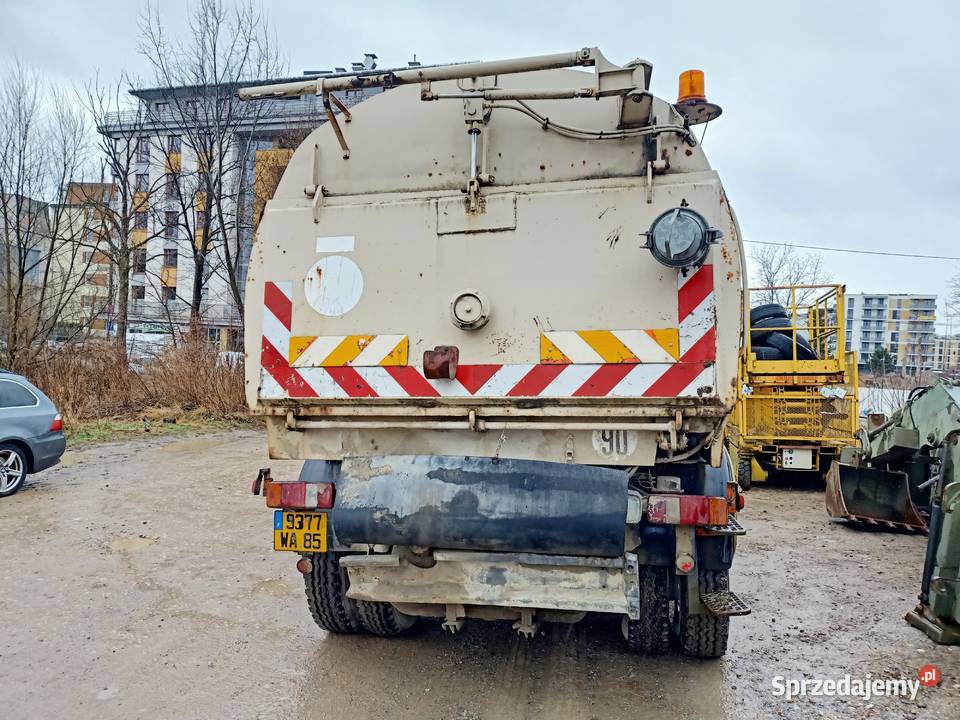 Zamiatarka uliczna komunalna Mercedes 1213 Kraków sprzedam