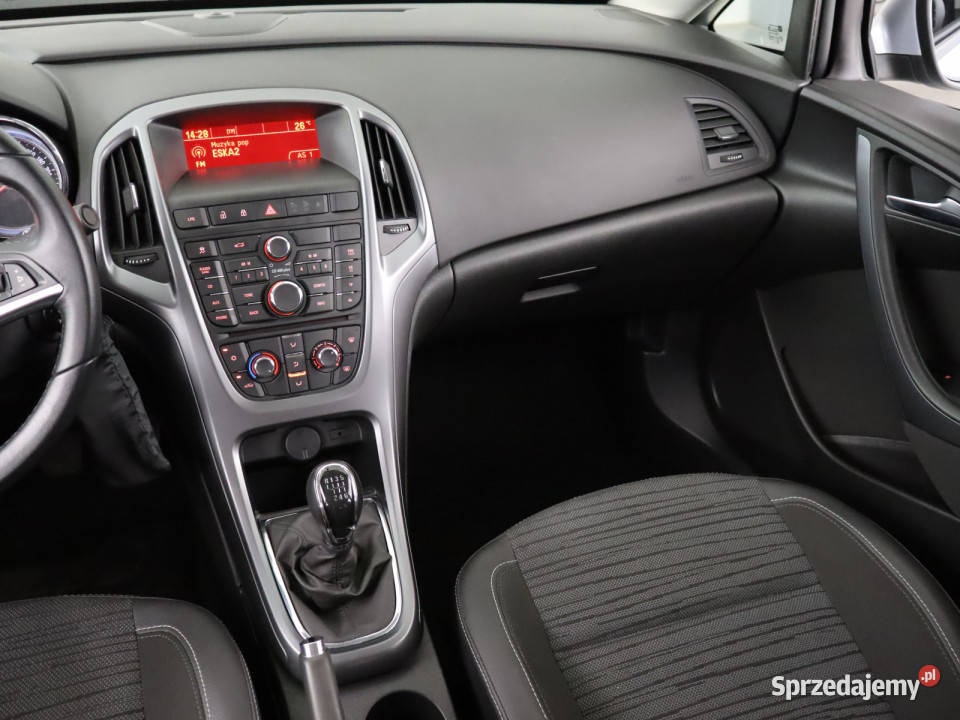 Opel Astra 14 T sprzedam