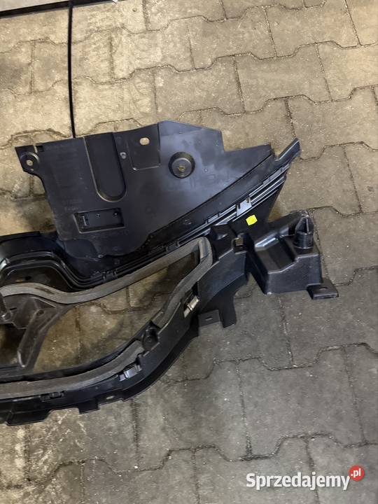 Renault Captur II Atrapa Grill Stelaż Kłobuck