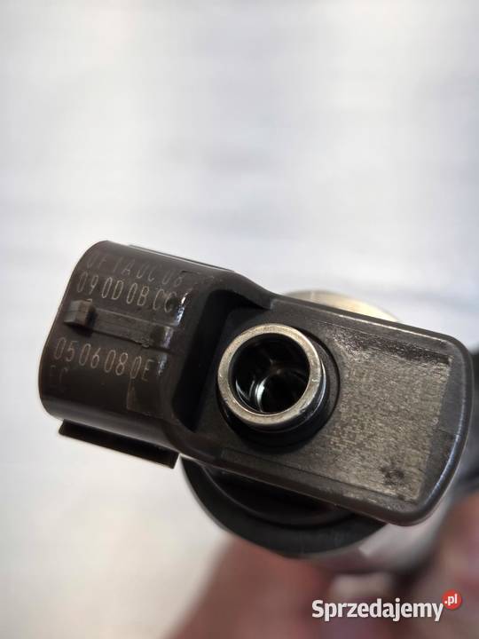 WTRYSK WTRYSKIWACZ OPEL ASTRA K J INSIGNIA