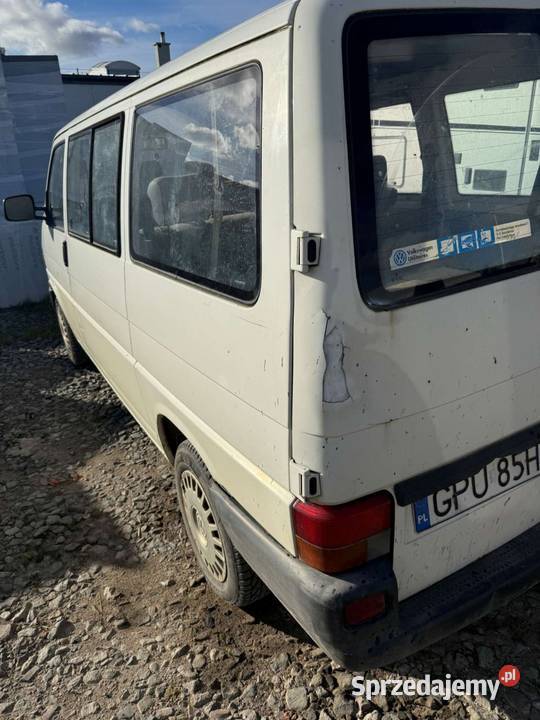 Syndyk sprzeda pojazd Volkswagen model Puck