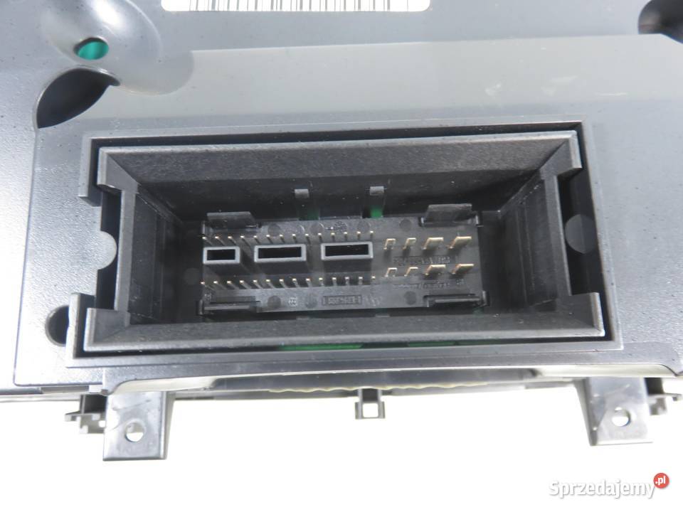 LICZNIK VW TOURAN I 16 BGU 1T0920850B