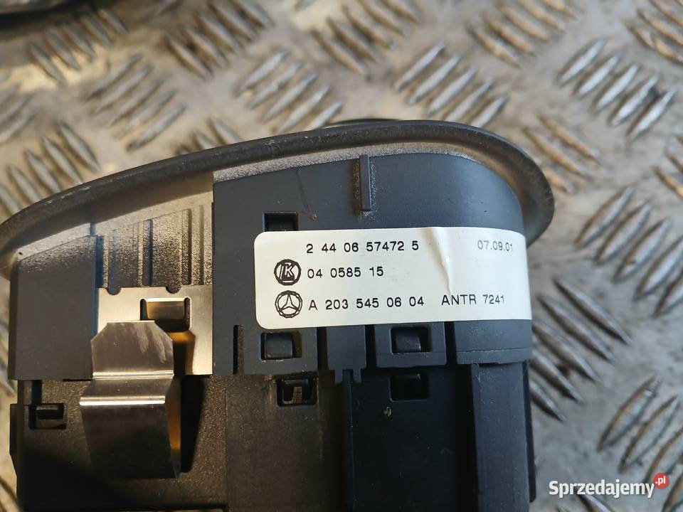 Włącznik Świateł Mercedes w203 A2035450604 małopolskie Radłów sprzedam