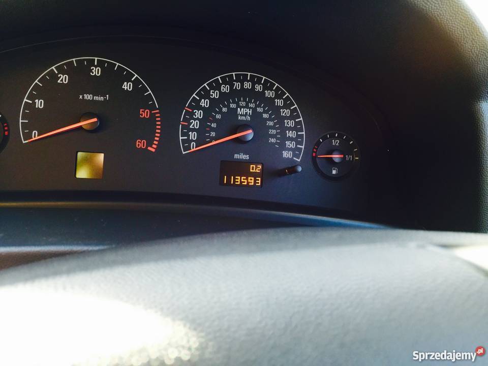 Opel Vectra C 2003r 20DTI anglik V5C kod lakieru Bełchatów