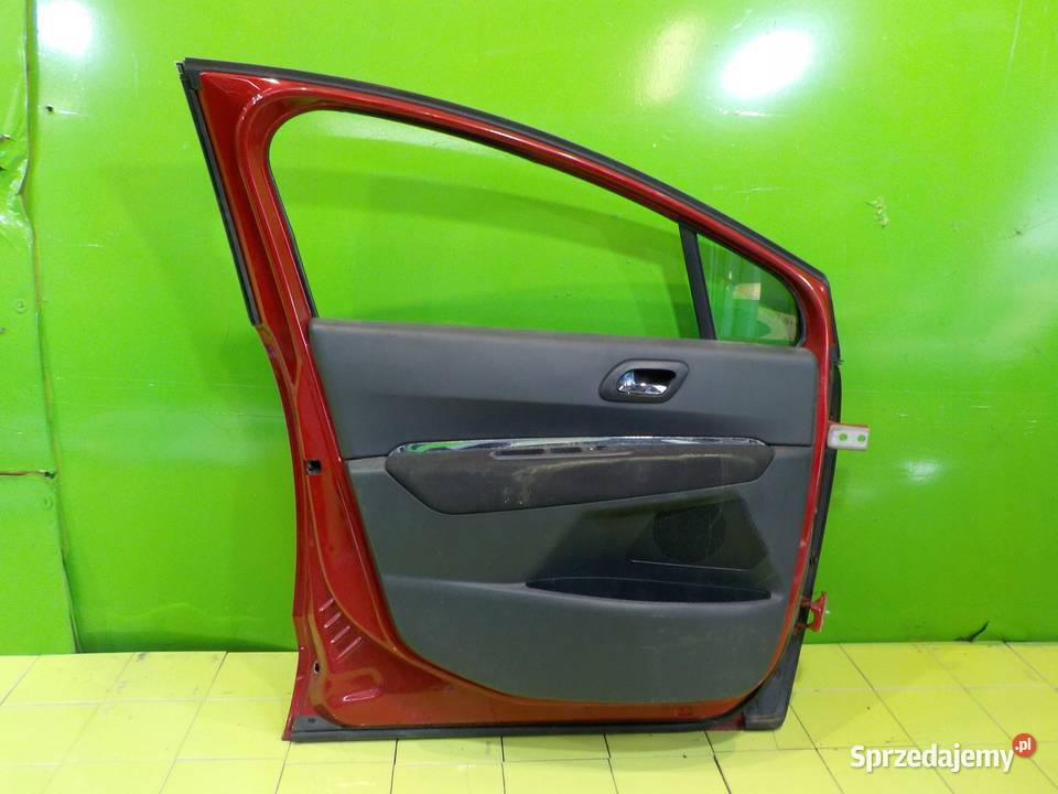 PEUGEOT 3008 I 11r 5D drzwi lewe przod