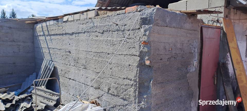 Gruz z budynku lubelskie Krasnystaw