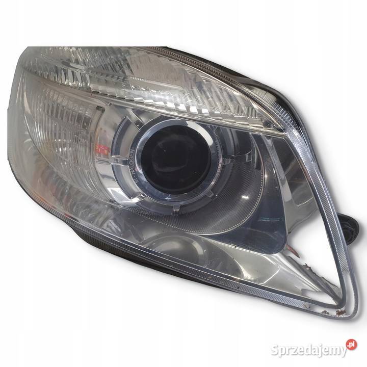 LAMPA PRAWA Skoda Fabia II prawy przód przednia Lampy przednie Chełm sprzedam