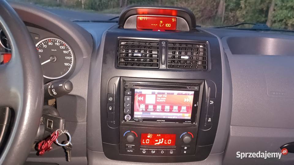 Fiat Scudo 20 hdi 163 L2H1 8mio osobowy zabudowa tempomat Góra