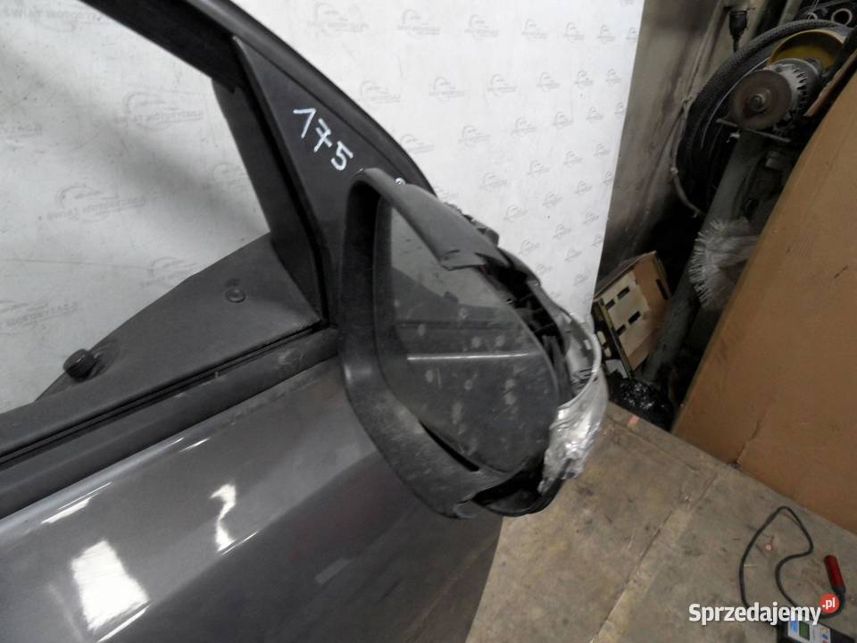 VW GOLF VI 10r drzwi prawe przód Drzwi