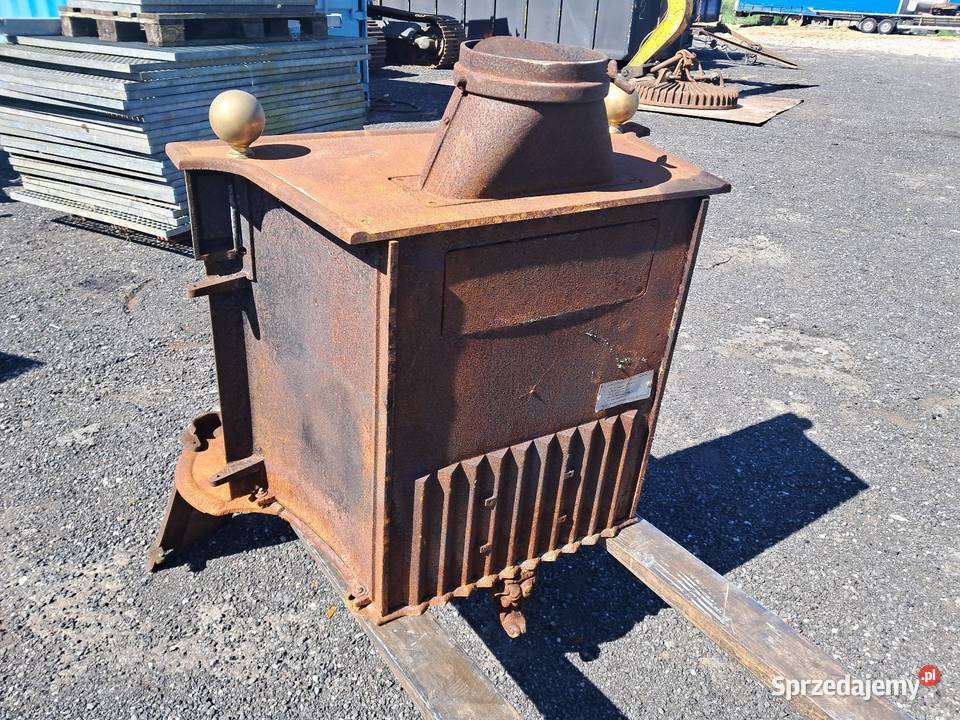 Kominek żeliwny Mogilno