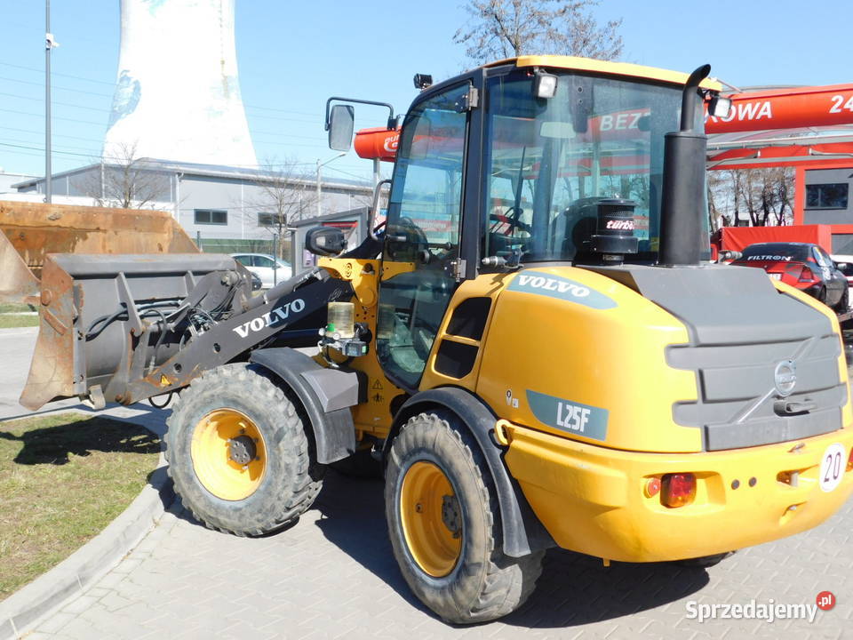 ładowarka Volvo L25F 2019 łyżka krokodyl Rok produkcji 2019 Kraków sprzedam