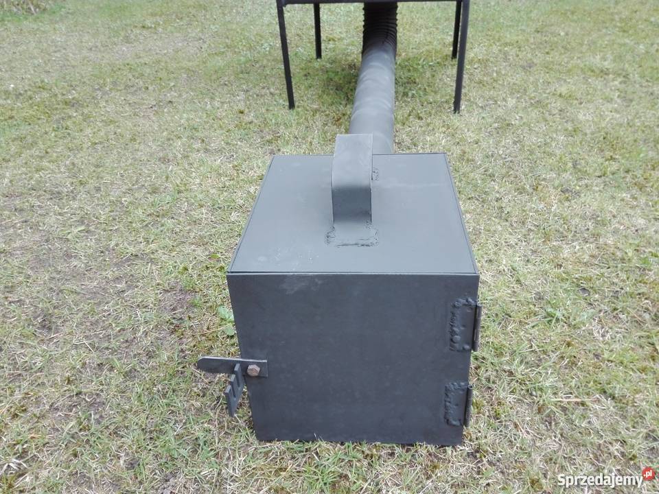 Wędzarnia Sosnowa z Drzwiczkami