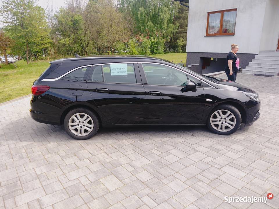 Sprzedam Opel Astra K Kombi z 2018 r 183000km Skarżysko-Kamienna sprzedam