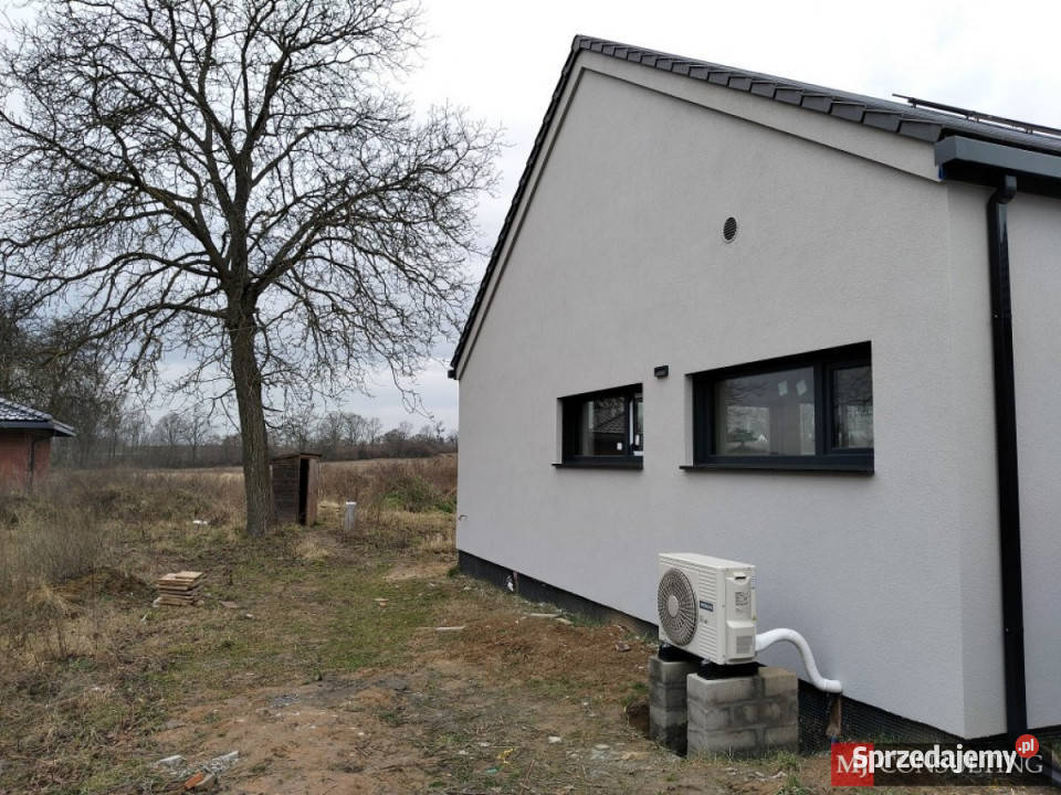 Dom wolnostojący Raszów 202 metry