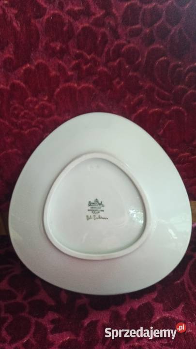 Trójkątna patera Rosenthal Projektant To Bele Gdańsk