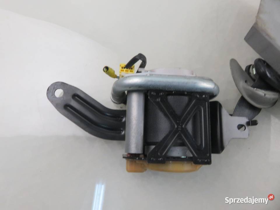 PAS PRAWY PRZEDNI HONDA CIVIC VIII FN FK osobowe