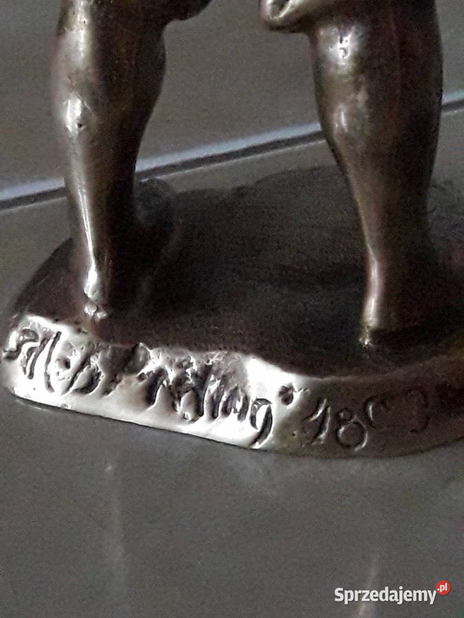 Figurka z brązu sygnowana antyk 1890 r Janów Lubelski