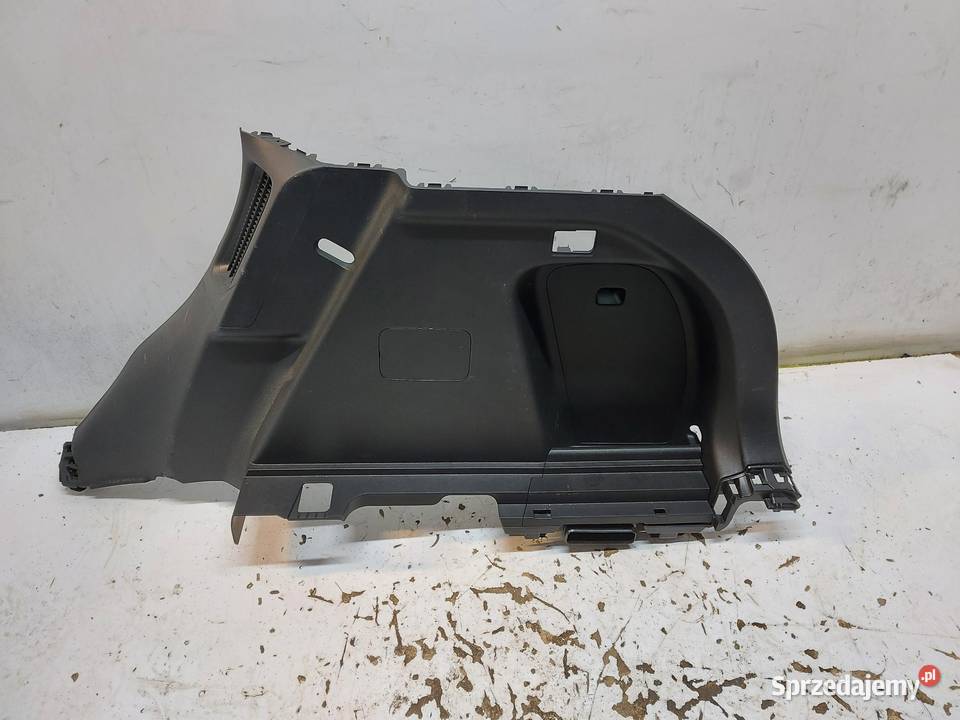 Honda HRV III eHEV 2022r BOCZEK BAGAŻNIKA PRAWY