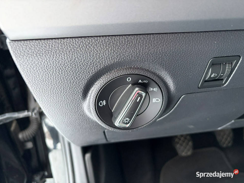 Seat Ibiza 16 TDI Kamera cofania Czujniki czujnik deszczu Lipówki