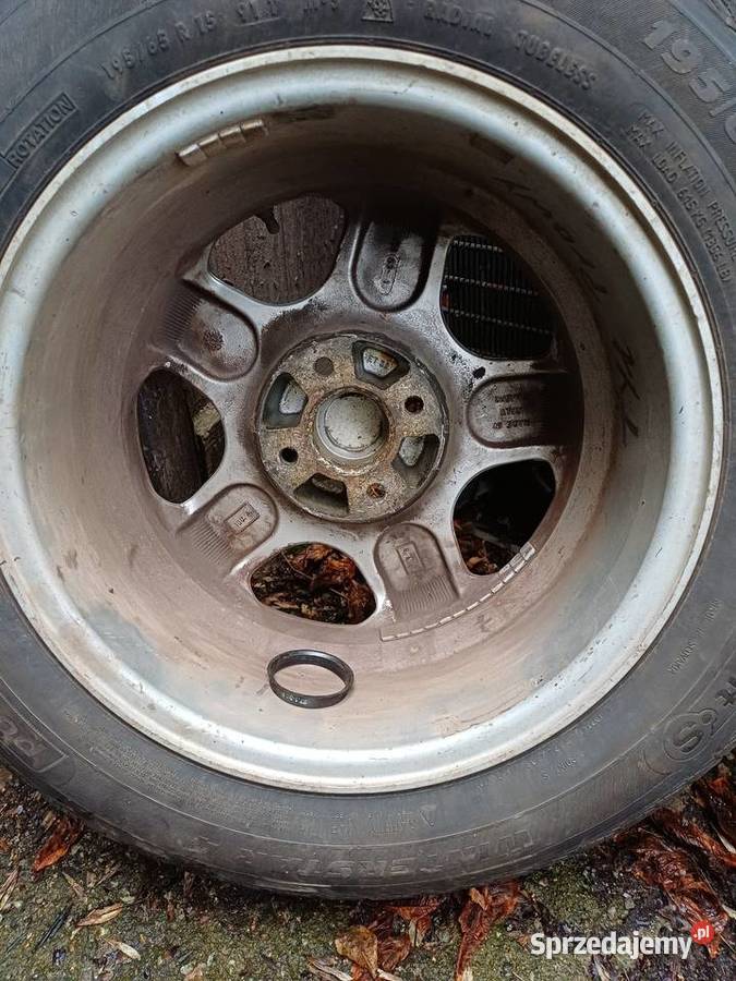 Sprzedam alufelgi z oponami zimowymi Motoryzacja dolnośląskie Bolków