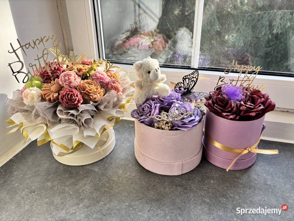 Bukiety Flower box zestaw ze wstążek i mydełek Kikół sprzedam
