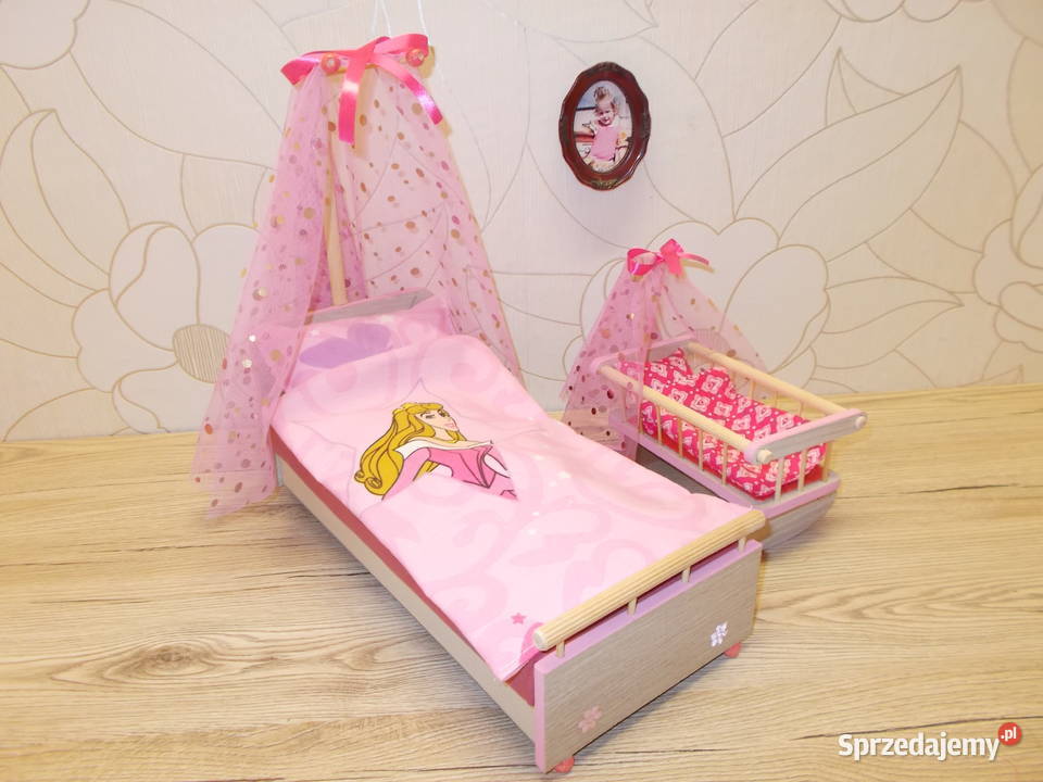 mebelki lalek barbie łóżko kołyska drewniane Kwidzyn
