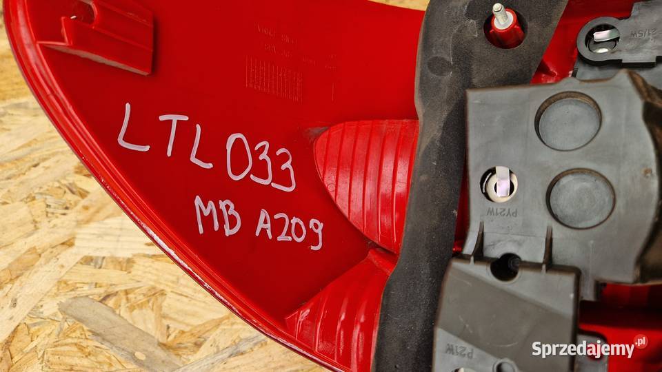 MERCEDES A209 LAMPA TYŁ TYLNA LEWA ORYGINALNA